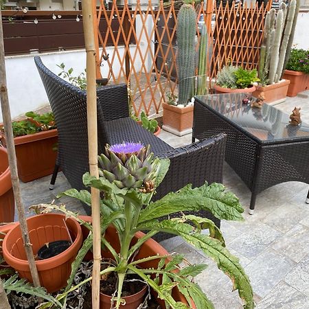 Officinale Rome Apartment, Pineta Sacchetti ภายนอก รูปภาพ