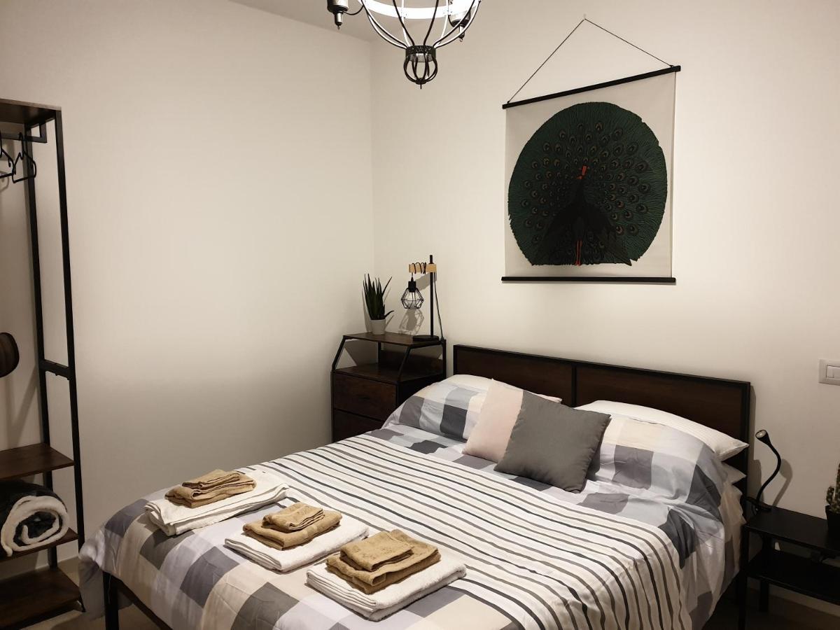 Officinale Rome Apartment, Pineta Sacchetti ภายนอก รูปภาพ
