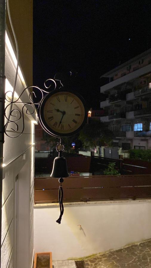 Officinale Rome Apartment, Pineta Sacchetti ภายนอก รูปภาพ