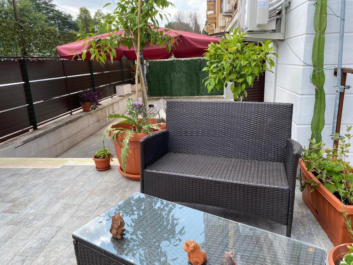 Officinale Rome Apartment, Pineta Sacchetti ภายนอก รูปภาพ